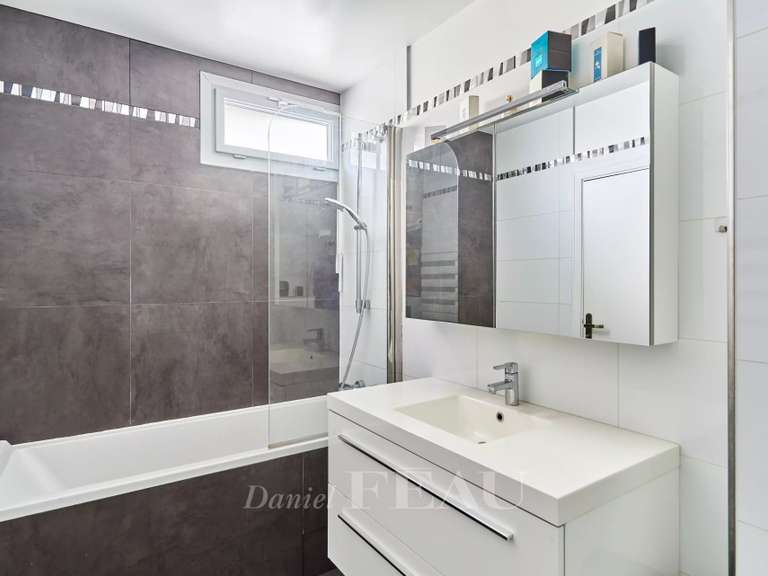 Appartement Neuilly-sur-Seine - 3 chambres - 115m²