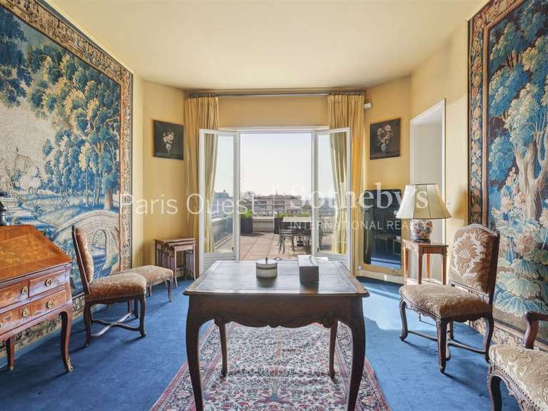 Appartement Neuilly-sur-Seine - 3 chambres - 228m²
