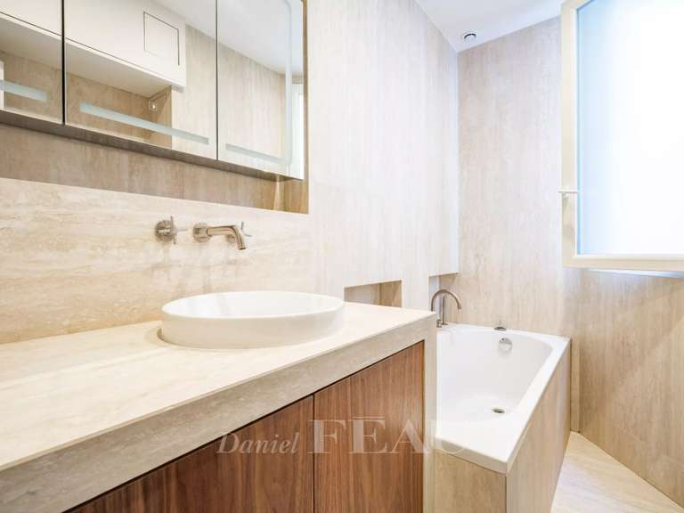 Appartement Neuilly-sur-Seine - 2 chambres - 81m²