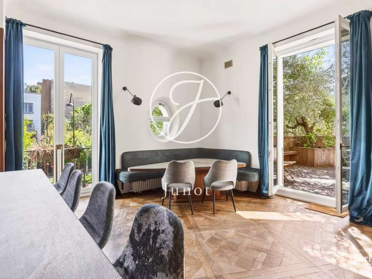 Appartement Neuilly-sur-Seine - 3 chambres - 216m²
