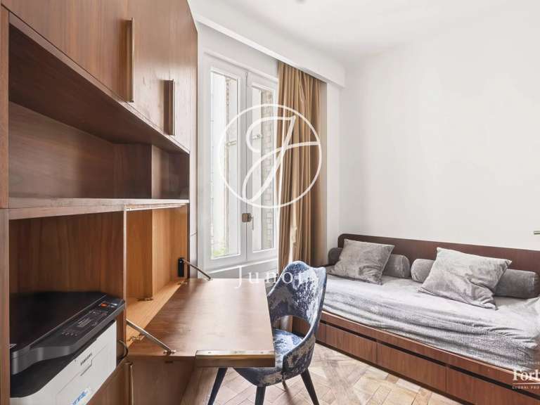 Appartement Neuilly-sur-Seine - 3 chambres - 216m²