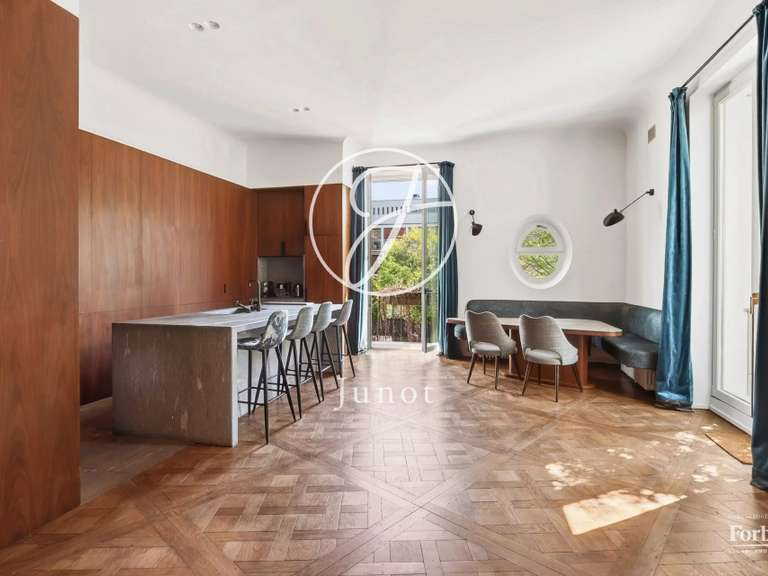 Appartement Neuilly-sur-Seine - 3 chambres - 216m²