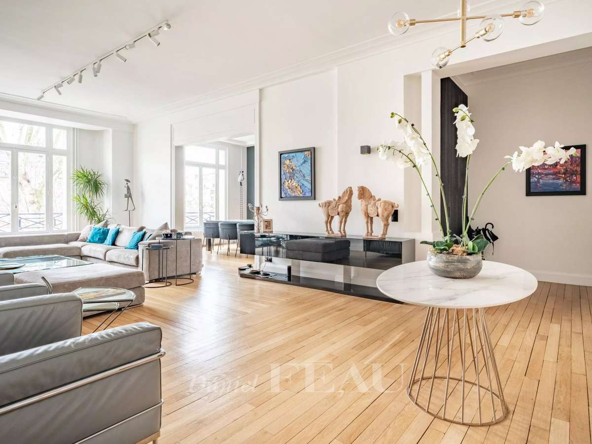 Apartment Neuilly-sur-Seine