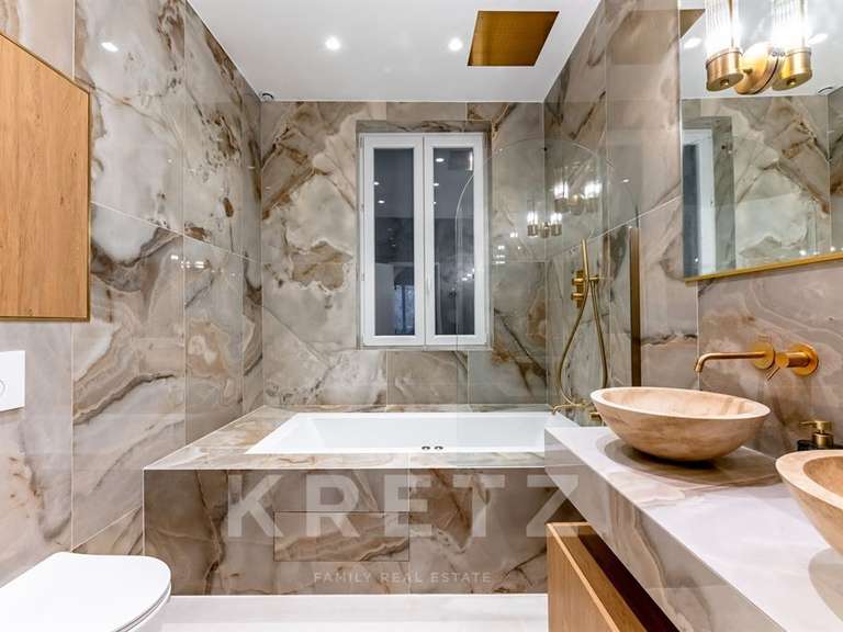 Appartement Neuilly-sur-Seine - 4 chambres - 200m²
