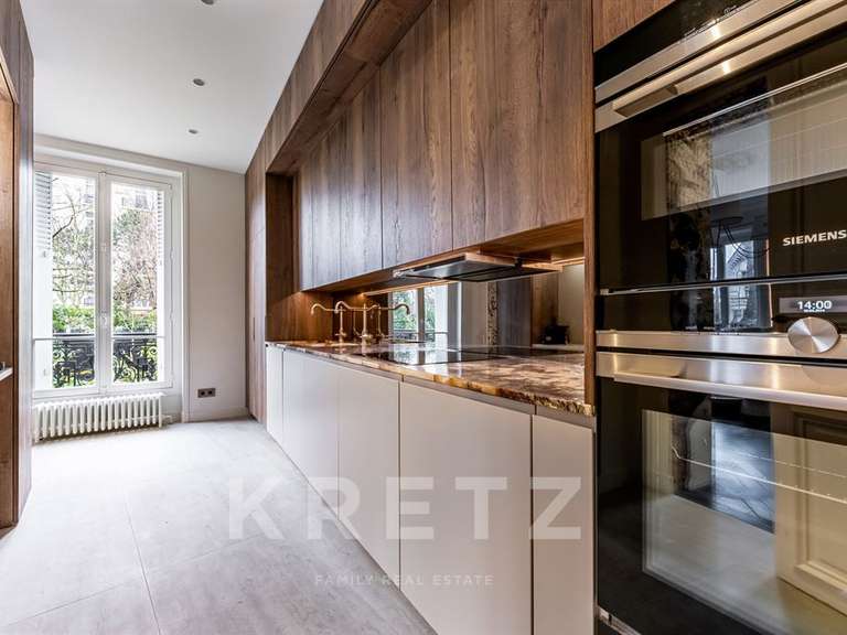 Appartement Neuilly-sur-Seine - 4 chambres - 200m²