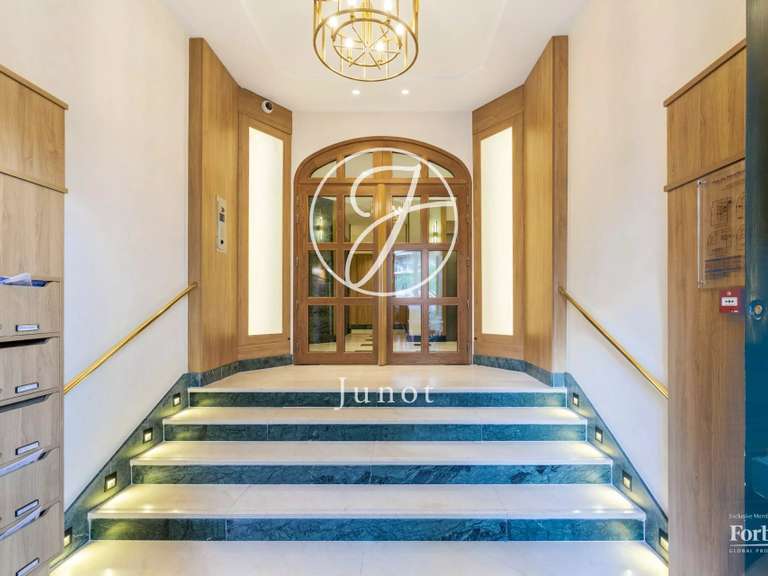 Appartement Neuilly-sur-Seine - 2 chambres - 167m²