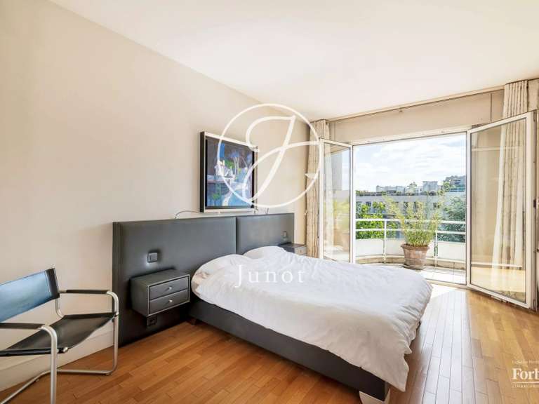 Appartement Neuilly-sur-Seine - 2 chambres - 167m²