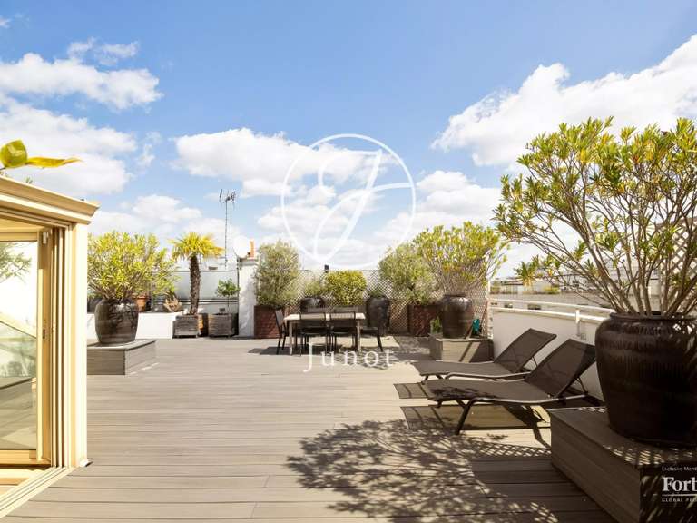 Appartement Neuilly-sur-Seine - 2 chambres - 167m²