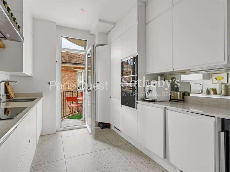 Appartement Neuilly-sur-Seine - 2 chambres - 80m²