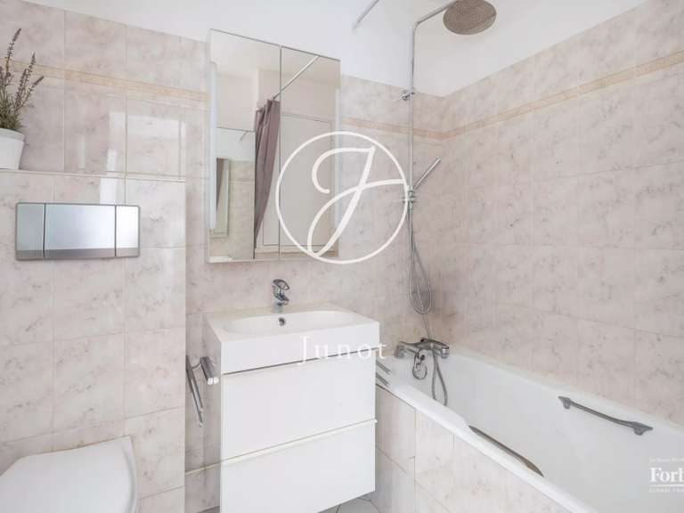 Appartement Neuilly-sur-Seine - 3 chambres - 165m²