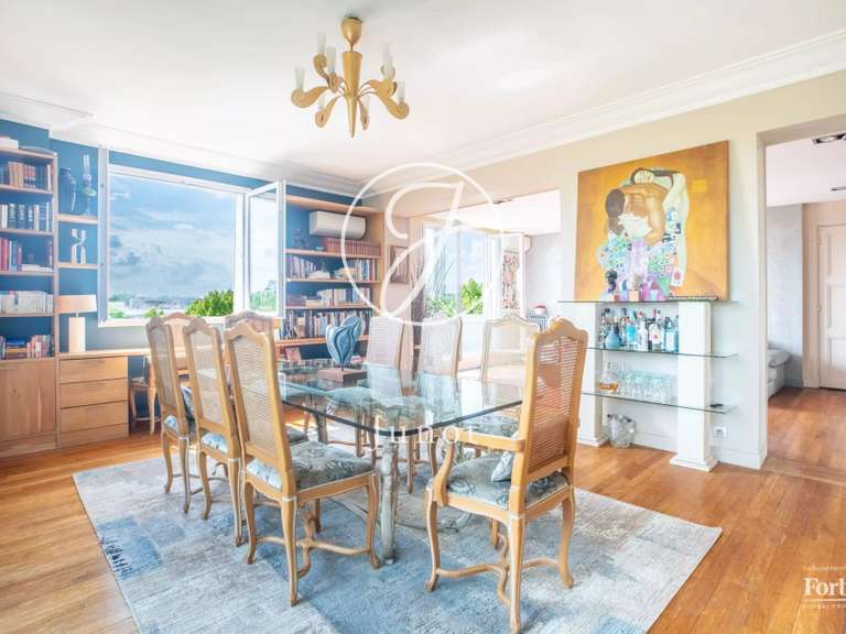 Appartement Neuilly-sur-Seine - 3 chambres - 165m²