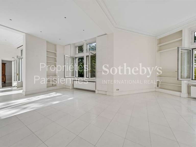 Apartment Neuilly-sur-Seine - 5 bedrooms - 246m²