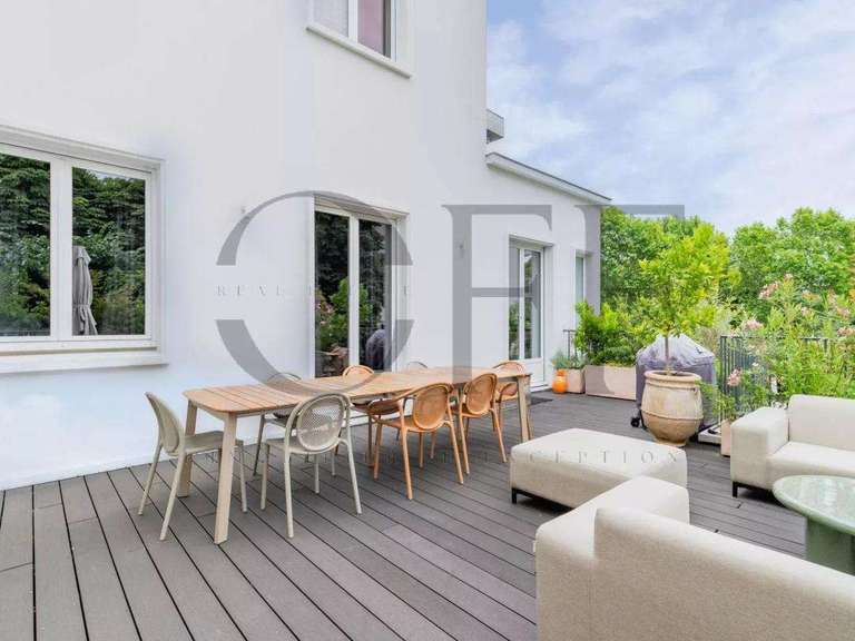 Appartement Neuilly-sur-Seine - 5 chambres