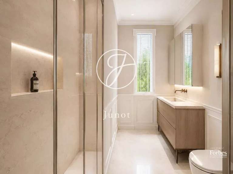 Appartement Neuilly-sur-Seine - 3 chambres - 124m²