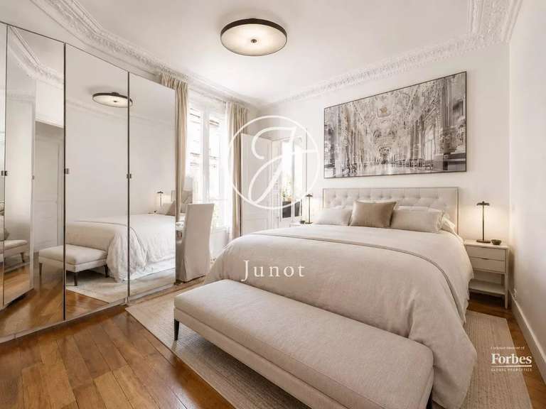 Appartement Neuilly-sur-Seine - 3 chambres - 124m²