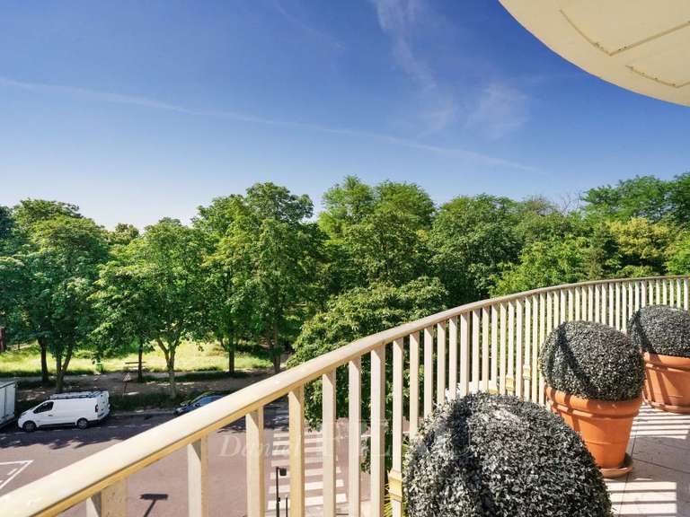 Apartment Neuilly-sur-Seine - 3 bedrooms - 162m²