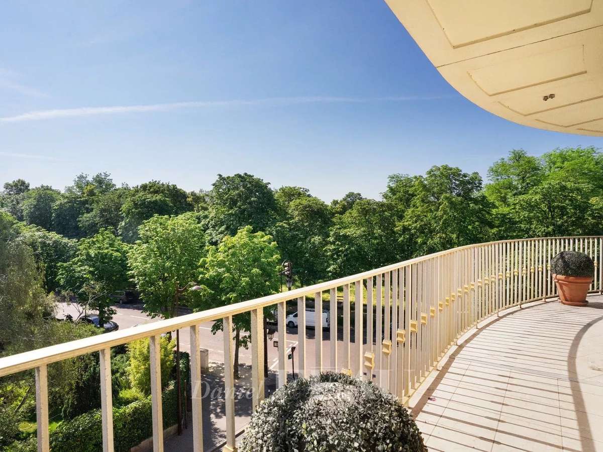 Apartment Neuilly-sur-Seine