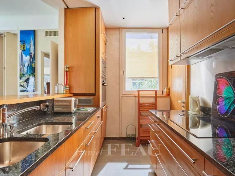 Appartement Neuilly-sur-Seine - 2 chambres - 88m²