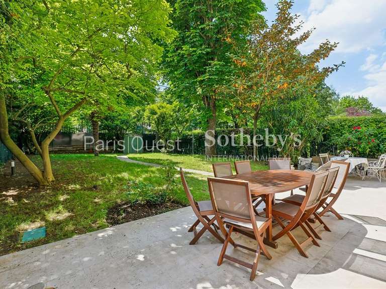Appartement Neuilly-sur-Seine - 5 chambres - 181m²