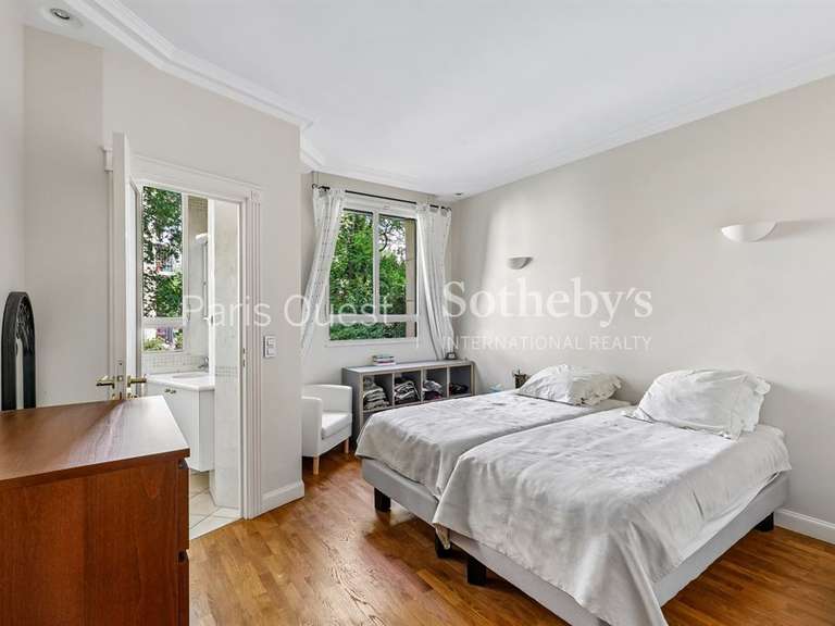Appartement Neuilly-sur-Seine - 5 chambres - 181m²