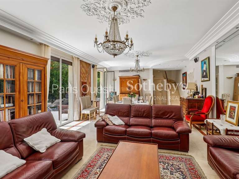 Appartement Neuilly-sur-Seine - 5 chambres - 181m²