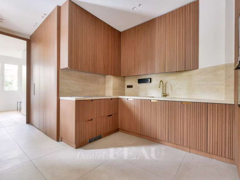 Appartement Neuilly-sur-Seine - 3 chambres - 165m²