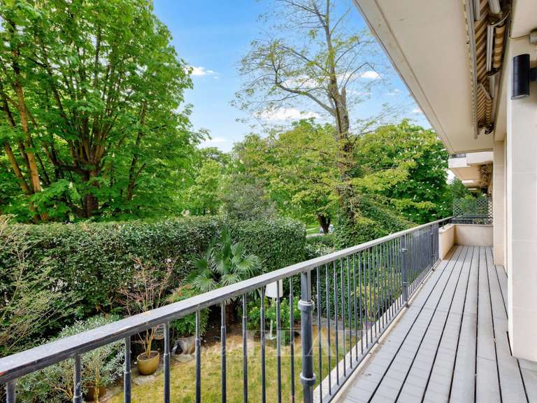Appartement Neuilly-sur-Seine - 3 chambres - 165m²