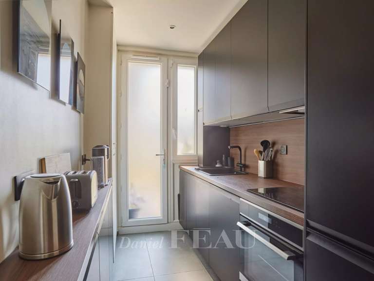 Appartement Neuilly-sur-Seine - 1 chambre - 70m²