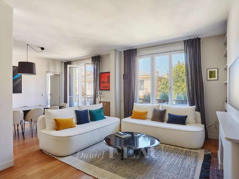 Appartement Neuilly-sur-Seine - 1 chambre - 70m²
