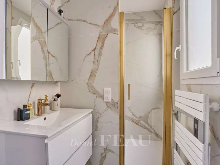 Appartement Neuilly-sur-Seine - 1 chambre - 70m²