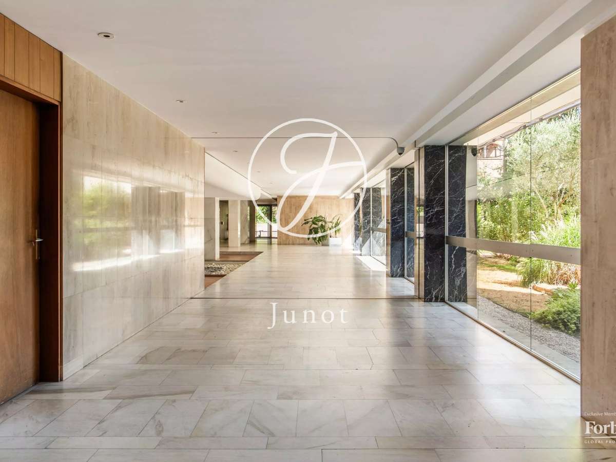 Apartment Neuilly-sur-Seine