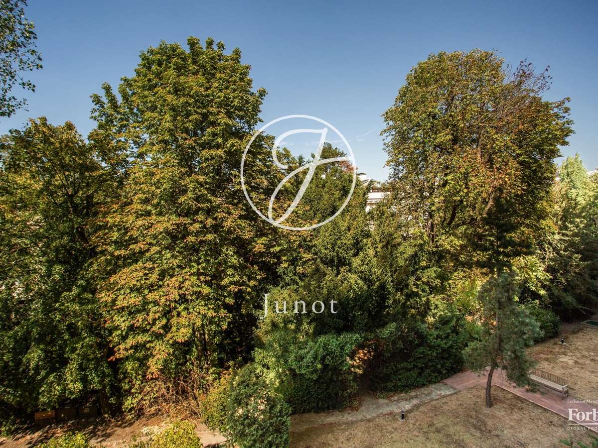 Apartment Neuilly-sur-Seine