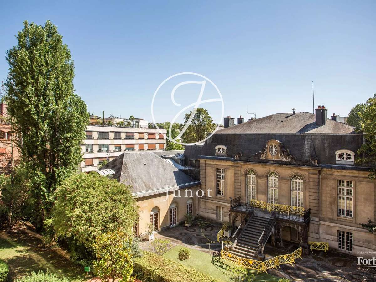 Apartment Neuilly-sur-Seine