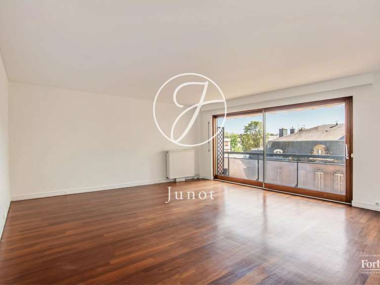 Apartment Neuilly-sur-Seine - 4 bedrooms - 154m²