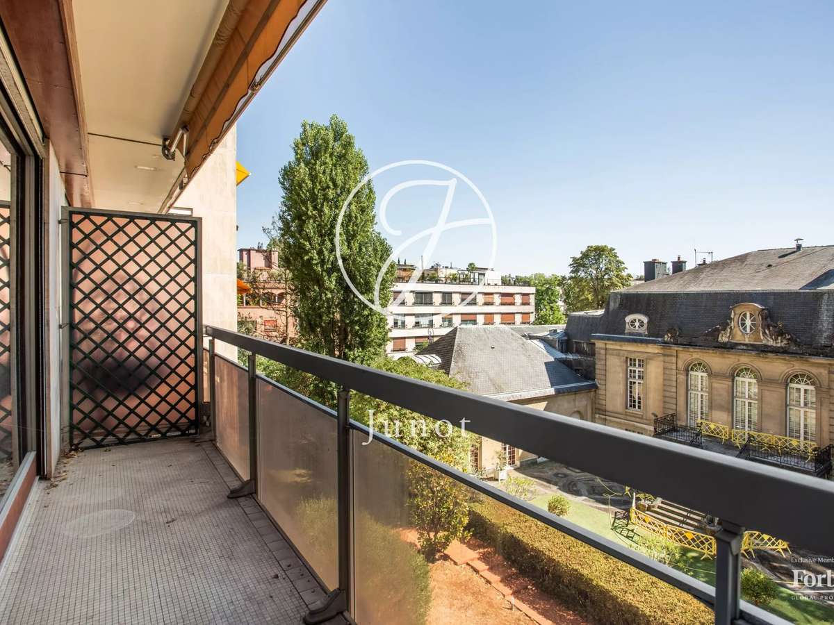 Apartment Neuilly-sur-Seine