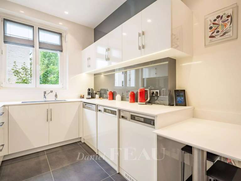 Appartement Neuilly-sur-Seine - 2 chambres - 120m²