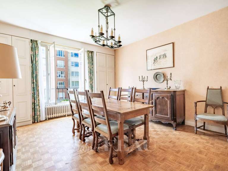 Appartement Neuilly-sur-Seine - 4 chambres - 132m²