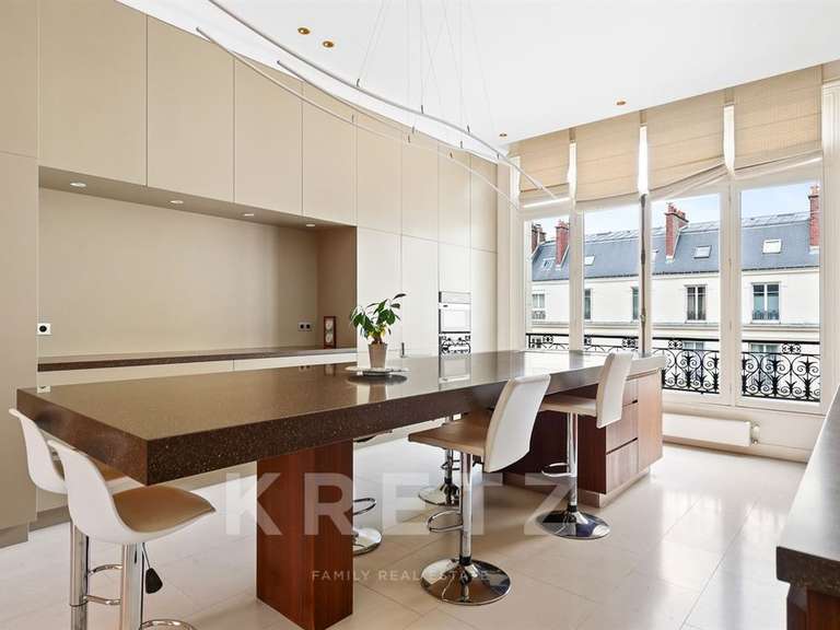 Appartement Neuilly-sur-Seine - 6 chambres - 290m²