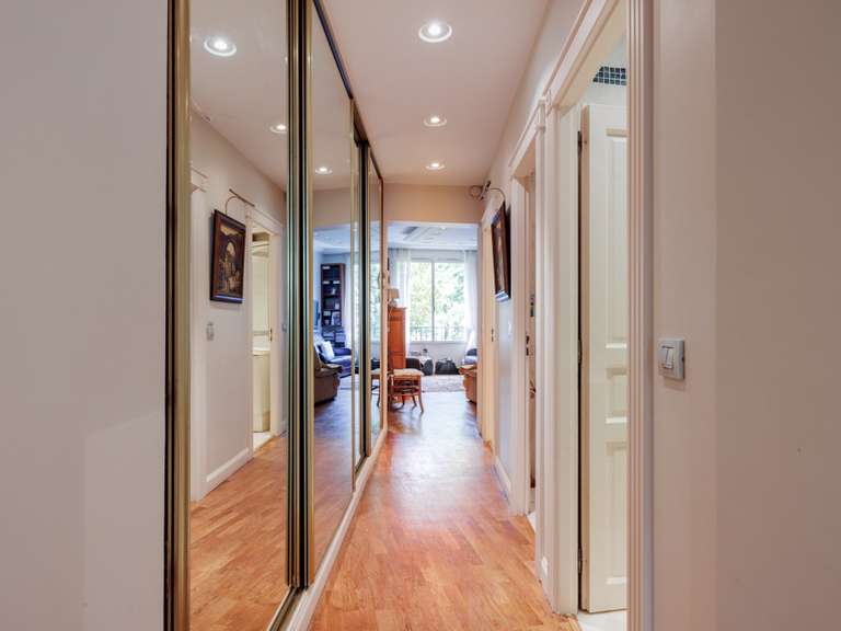 Appartement Neuilly-sur-Seine - 5 chambres - 181m²