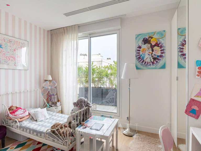 Appartement Neuilly-sur-Seine - 5 chambres - 199m²