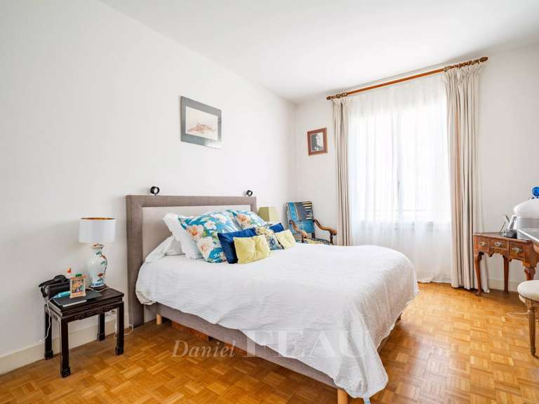 Appartement Neuilly-sur-Seine - 2 chambres - 83m²