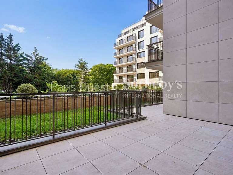 Apartment Neuilly-sur-Seine - 2 bedrooms - 80m²