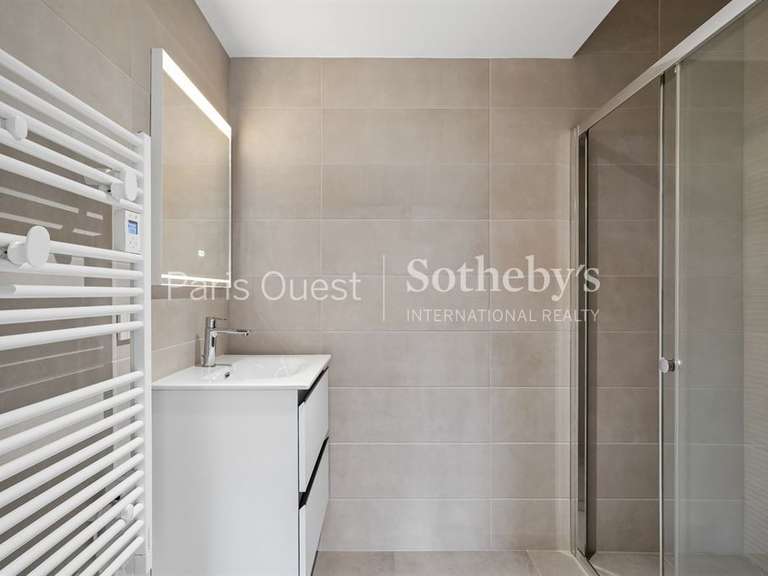 Apartment Neuilly-sur-Seine - 2 bedrooms - 80m²