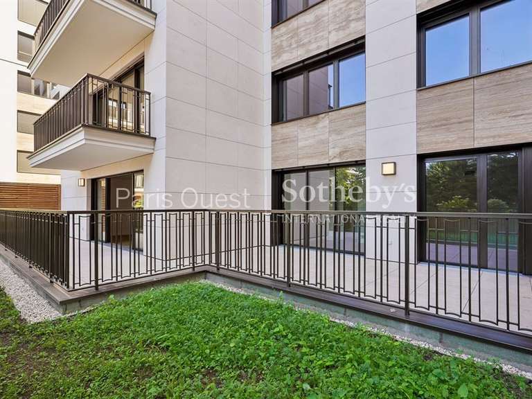 Apartment Neuilly-sur-Seine - 2 bedrooms - 80m²