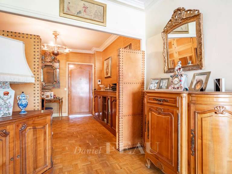 Appartement Neuilly-sur-Seine - 3 chambres - 84m²