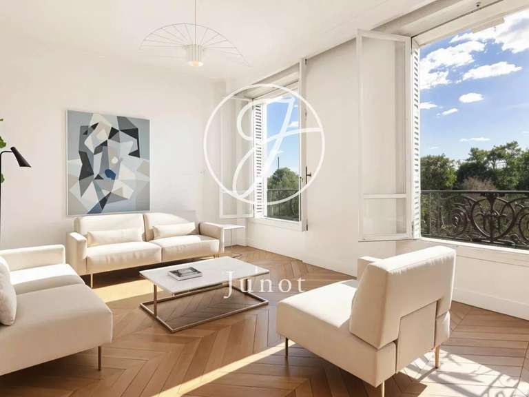 Appartement Neuilly-sur-Seine - 3 chambres - 152m²