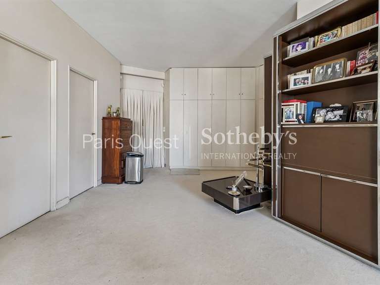 Apartment Neuilly-sur-Seine - 2 bedrooms - 106m²