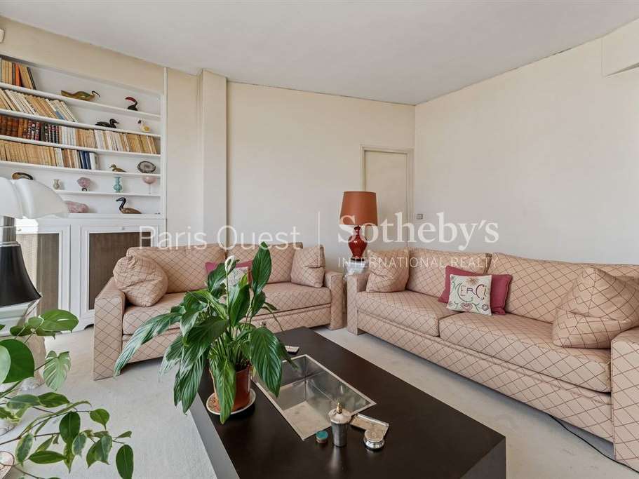 Apartment Neuilly-sur-Seine