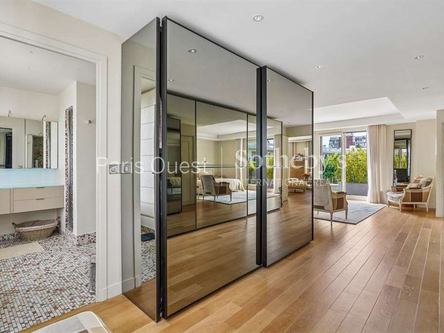 Apartment Neuilly-sur-Seine