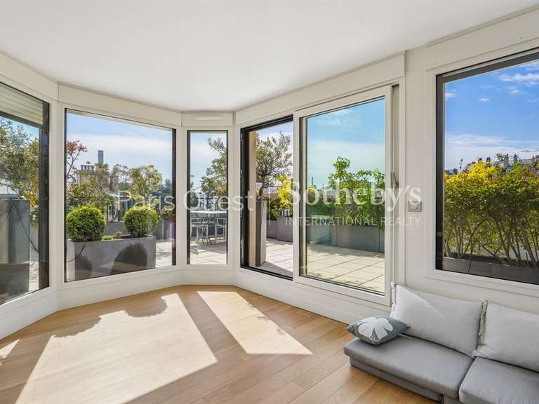 Apartment Neuilly-sur-Seine - 2 bedrooms - 164m²